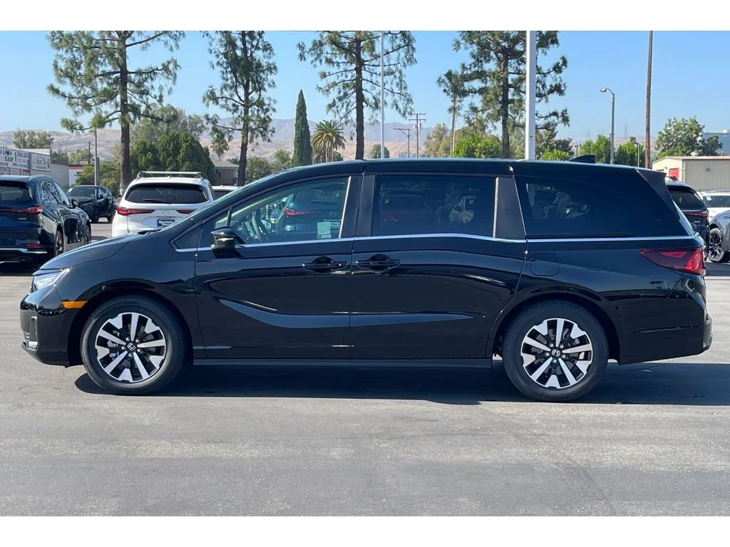 Certified Used 2026 Crystal Black Pearl Honda EX-L image 2