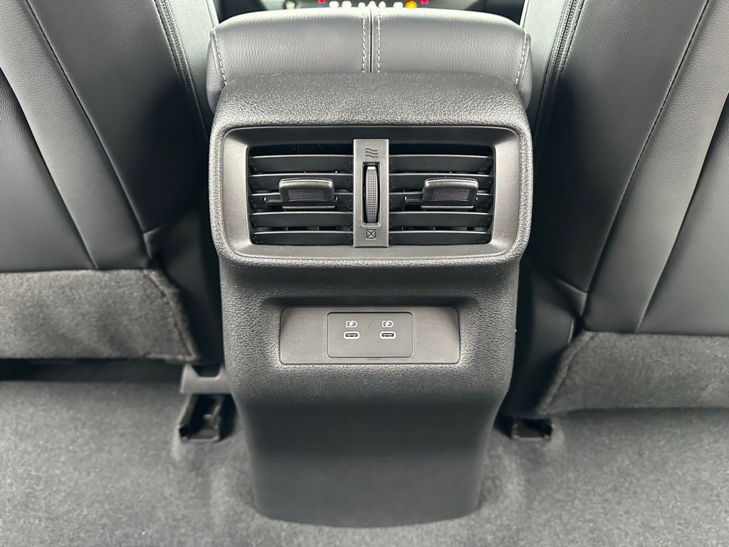 2025 Nissan Murano SL - Photo 14