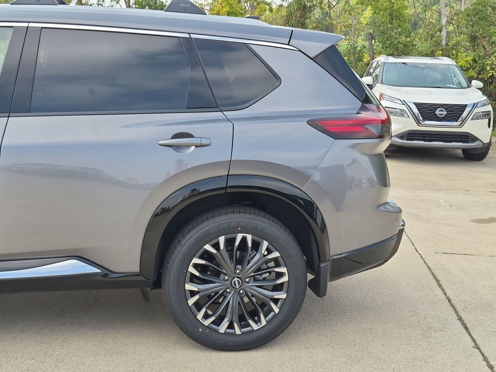 New 2026 Gun Metallic Nissan Platinum image 12