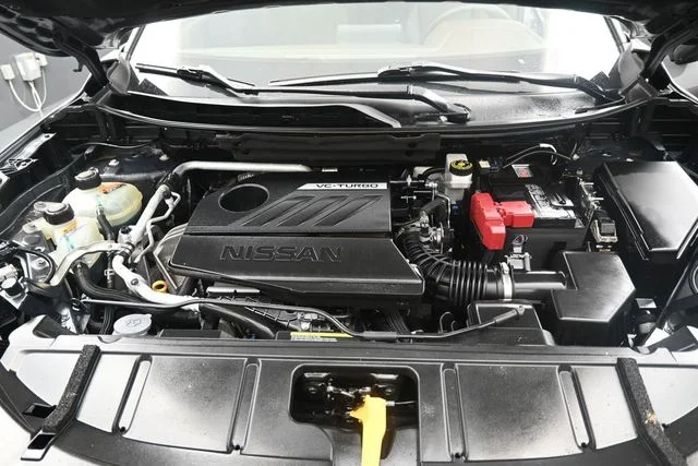 Used 2022 Gray Nissan S image 27
