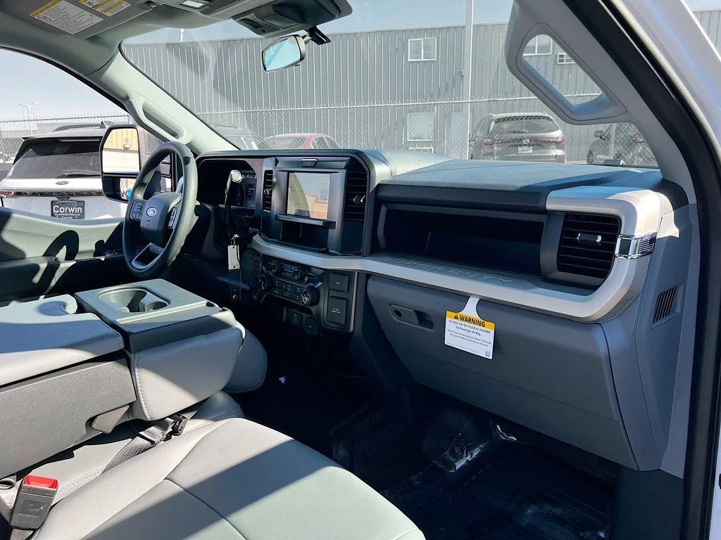 New 2026 Oxford White Ford XL image 26