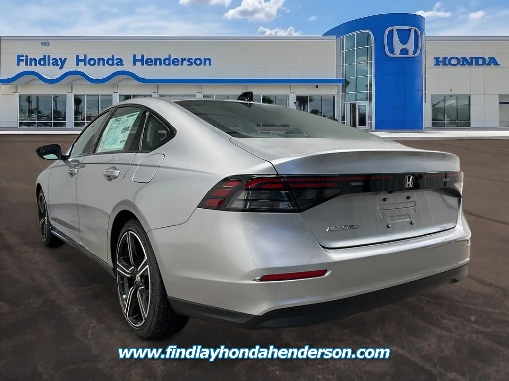 New 2026 Solar Silver Metallic Honda SE image 3