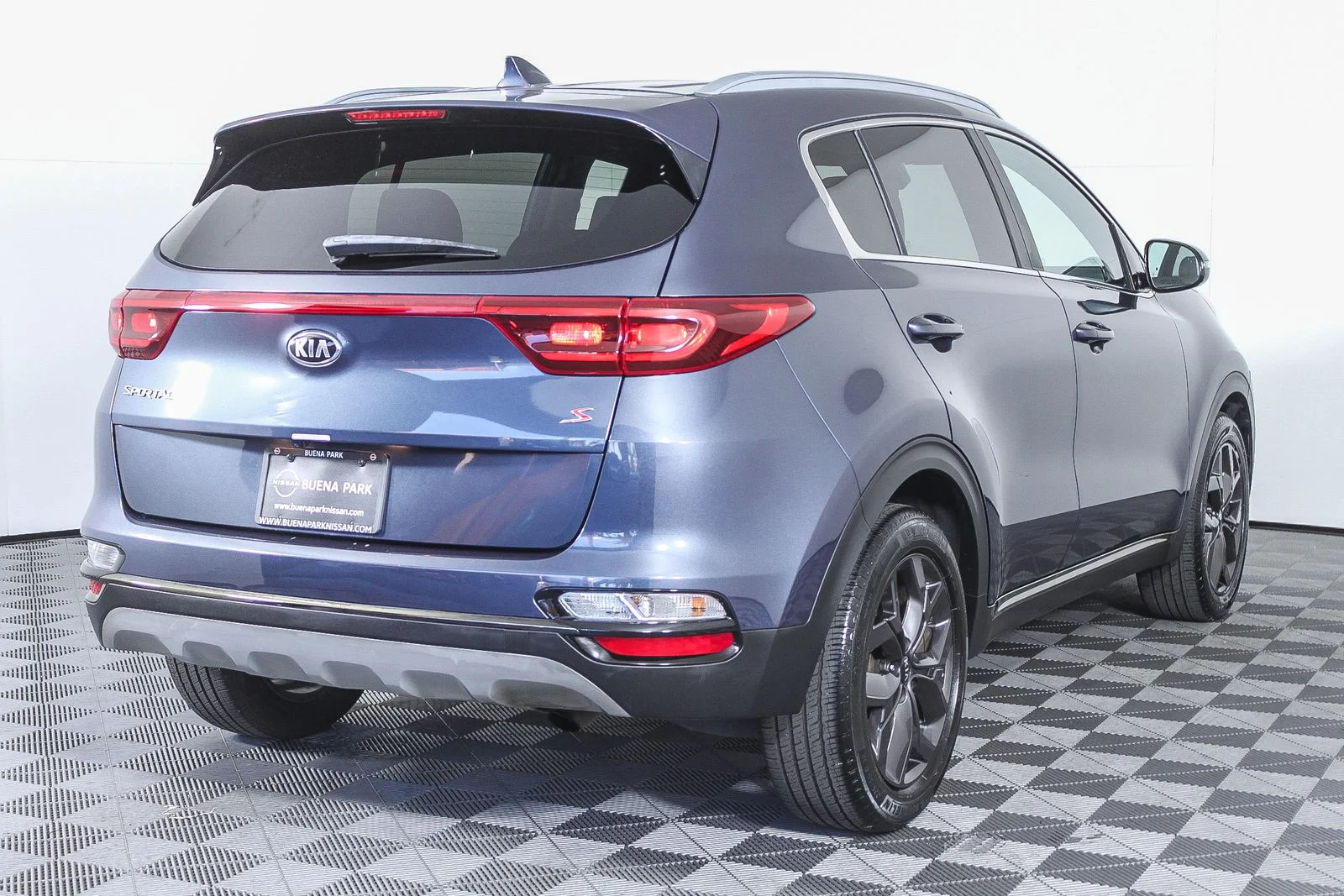 Used 2020 Blue Kia S image 8