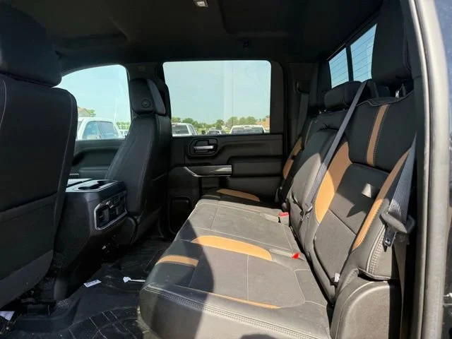 2021 Chevrolet Silverado 2500HD LTZ - Photo 19