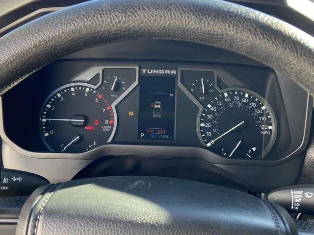 Used 2025 Green Toyota SR5 image 40
