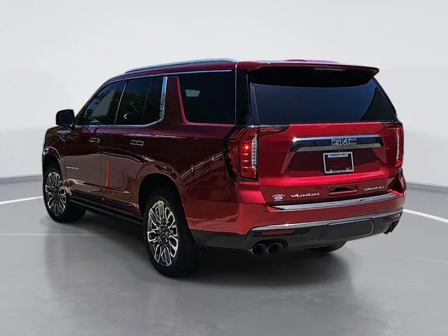 Used 2023 Red GMC Denali Ultimate image 5