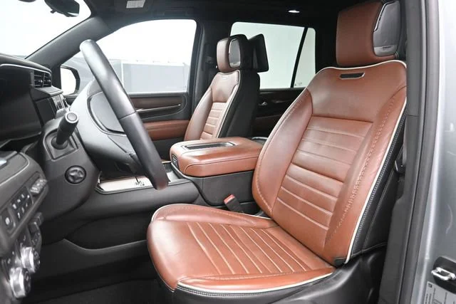 Used 2024 Sterling Metallic GMC Denali Ultimate image 10