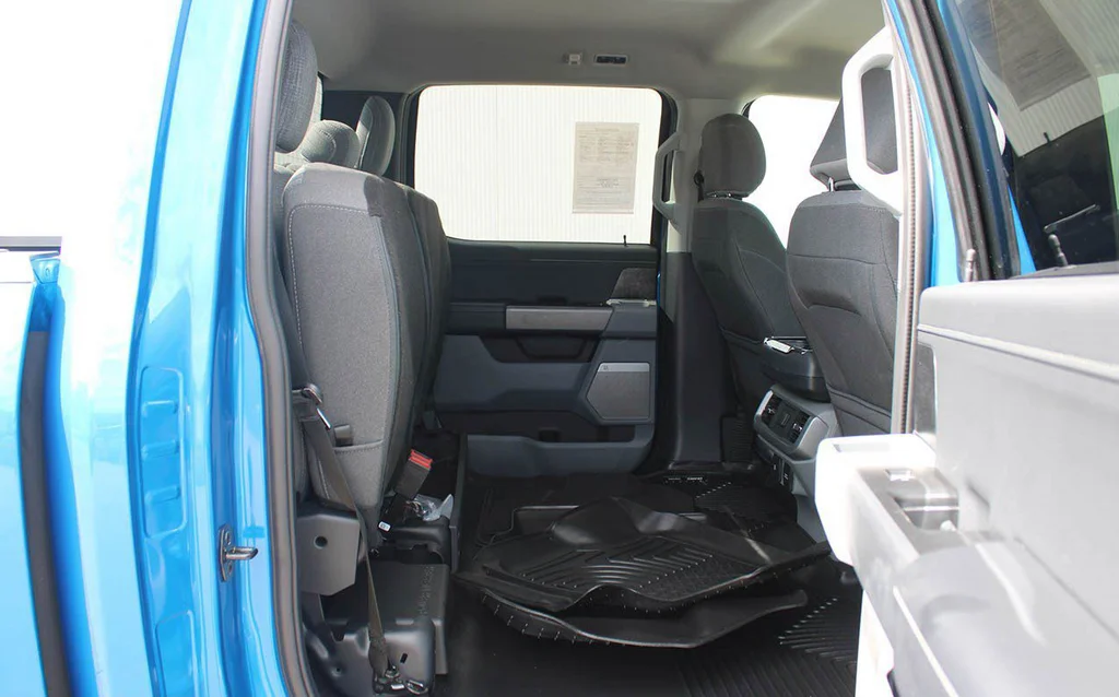 Photo 6