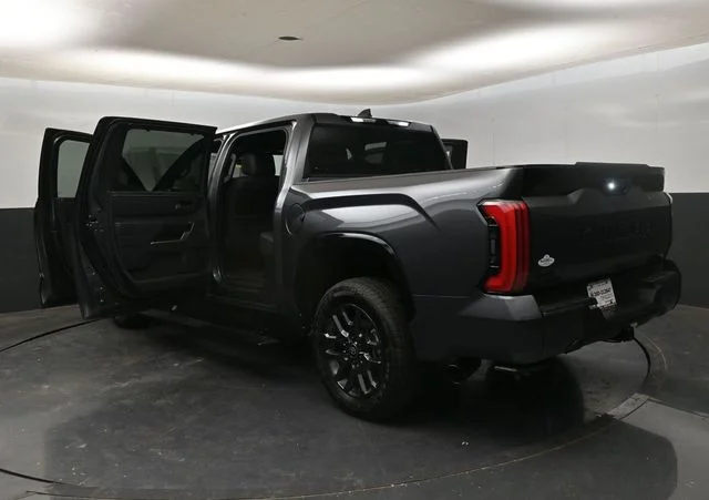 2026 Toyota Tundra Platinum - Photo 33