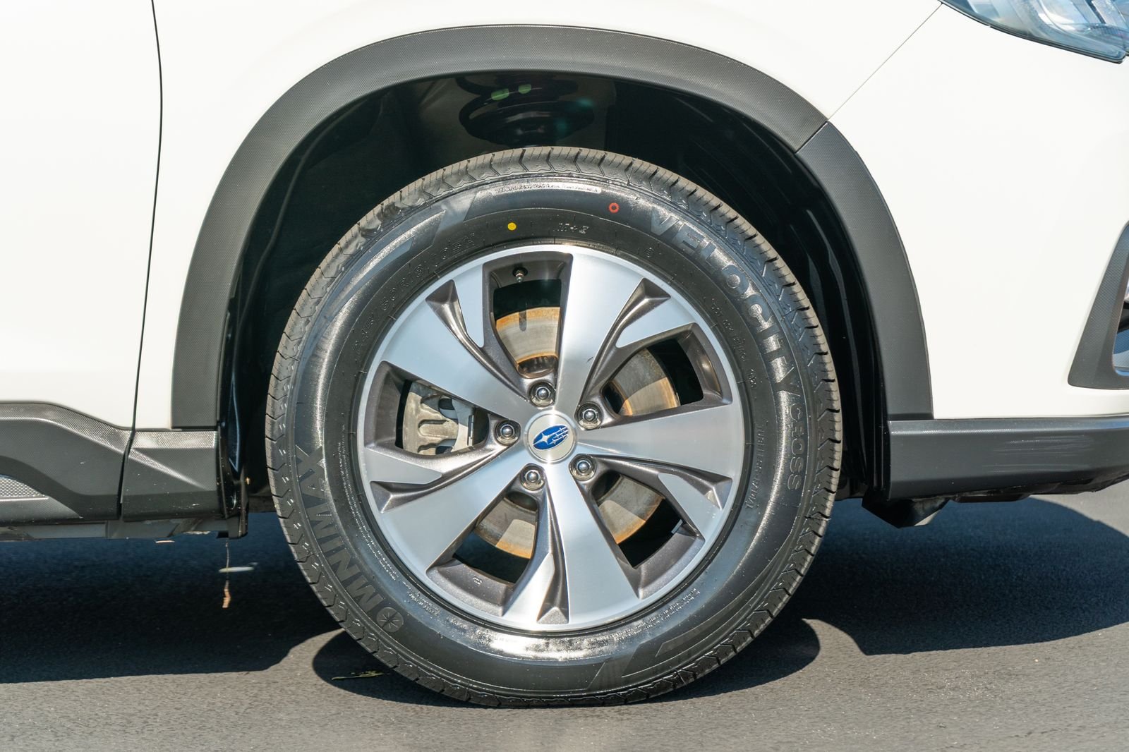 Used 2019 Crystal White Pearl Subaru Premium image 15