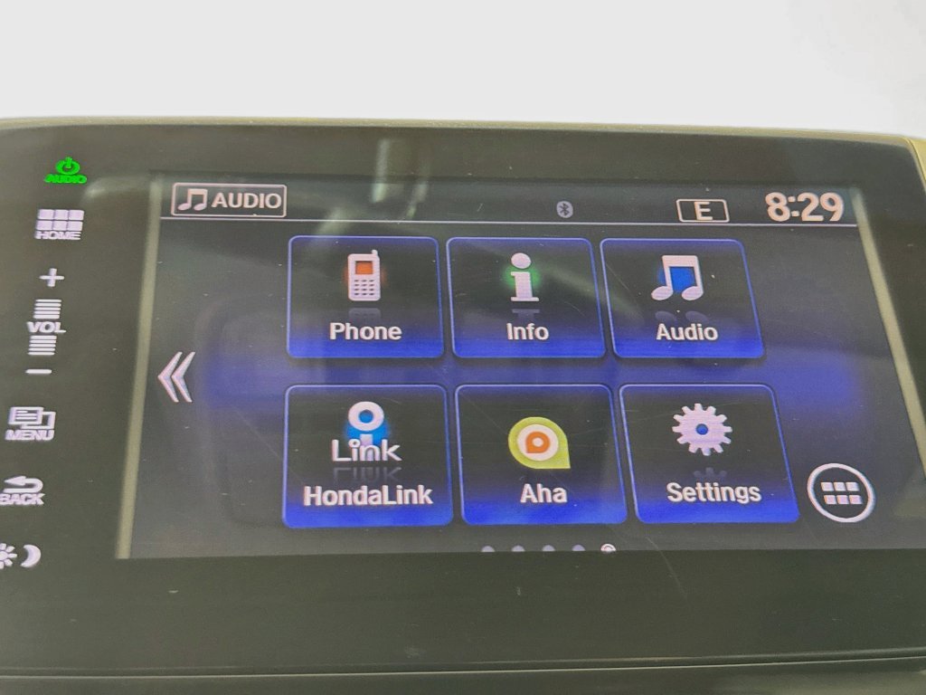 Used 2016 Silver Honda EX-L image 17