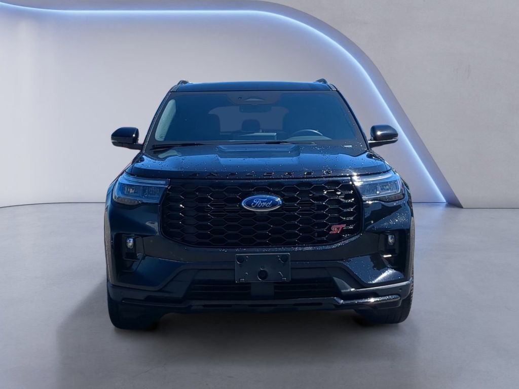 Used 2025  Ford ST image 10