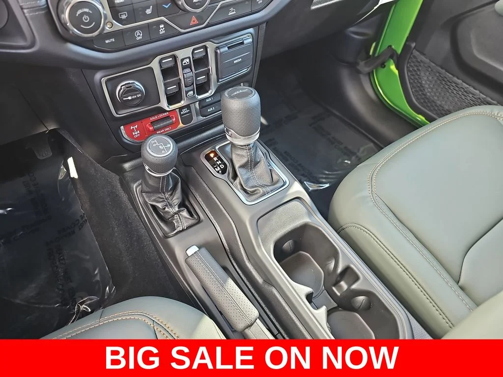 2025 Jeep Gladiator Mojave - Photo 23