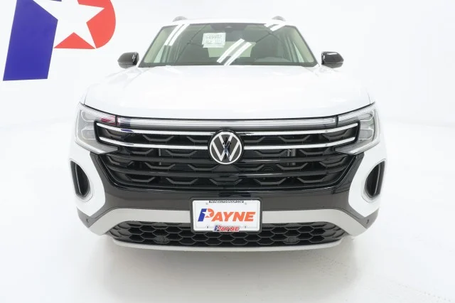New 2026 Opal White Pearl Volkswagen 2.0T Peak Edition image 2