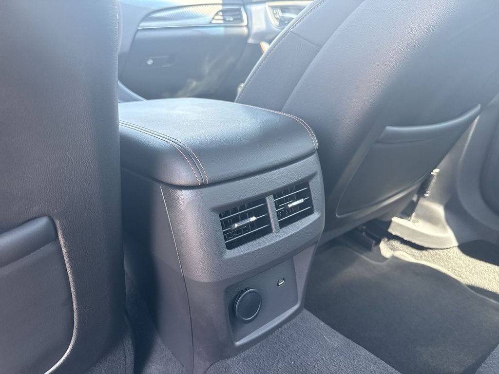 Used 2024 Black Cadillac Sport image 20