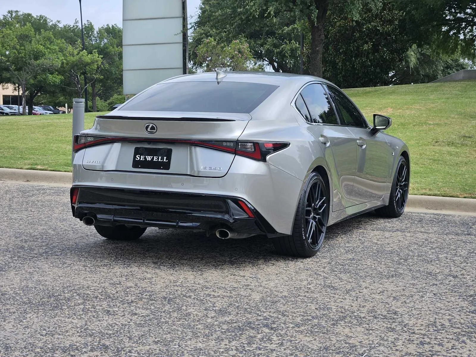 Used 2023 Atomic Silver Lexus F SPORT image 4