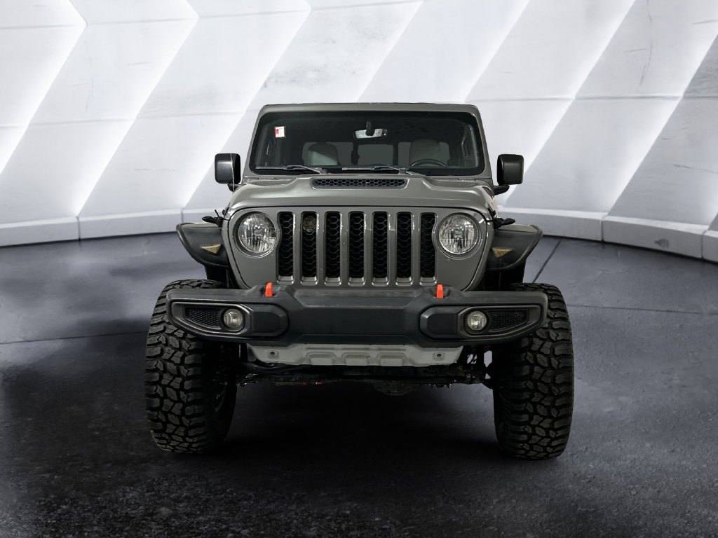 Used 2023 Gray Jeep Mojave image 2