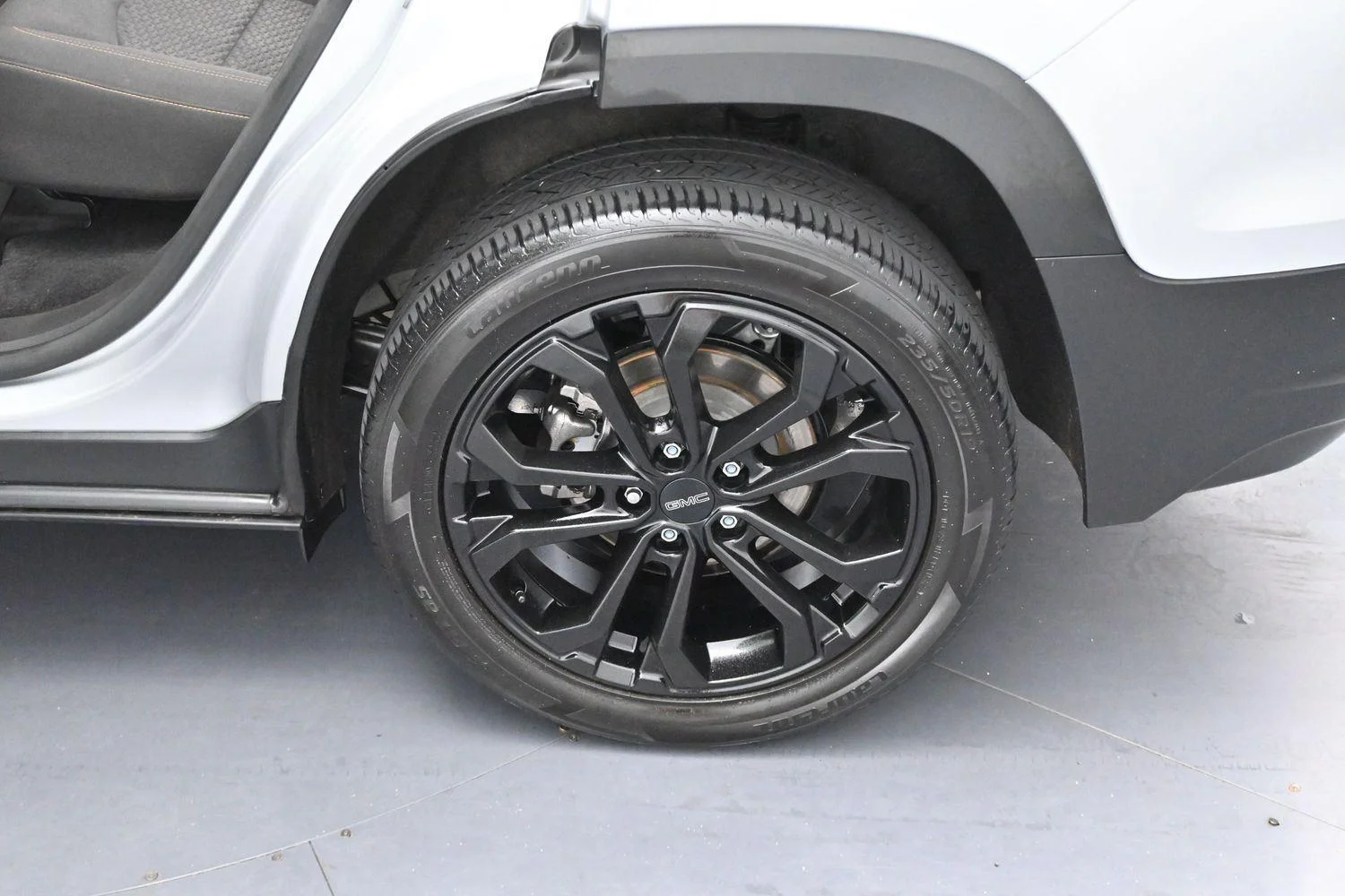 Used 2021 Quicksilver Metallic GMC SLE image 30