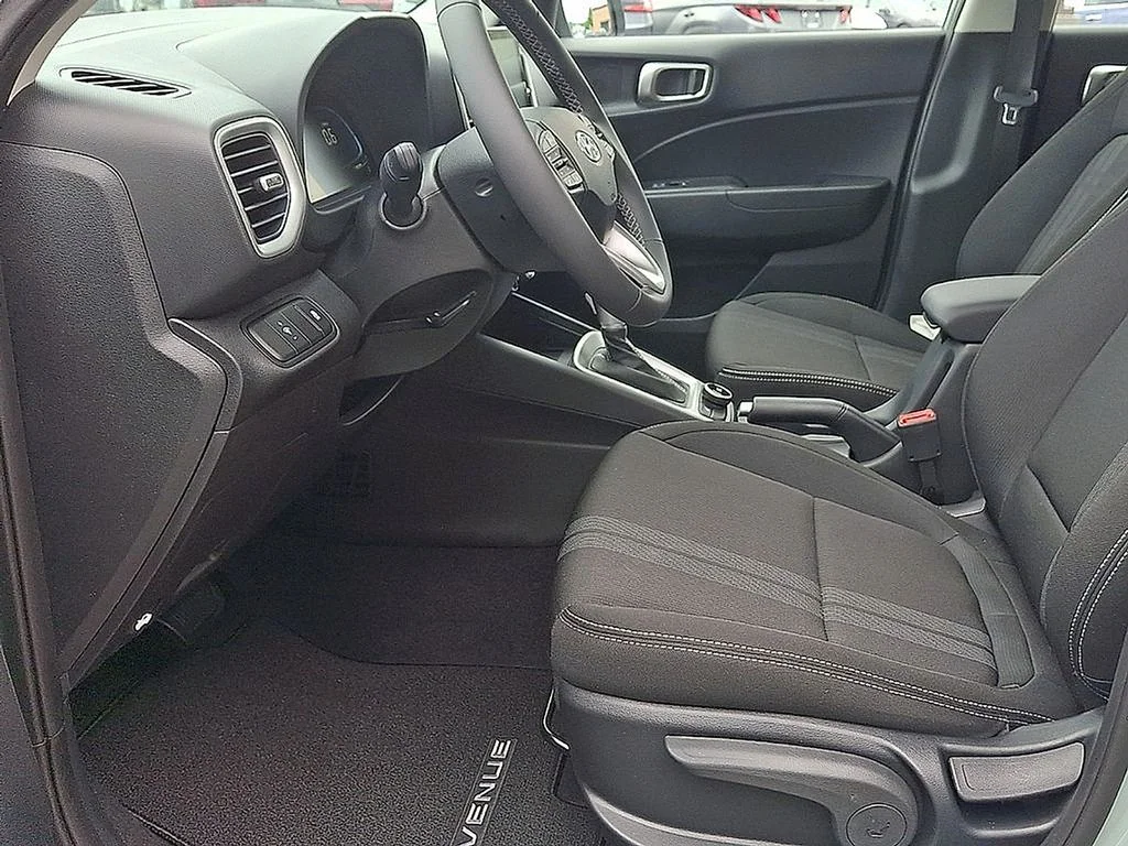 New 2026 White Hyundai SEL image 7