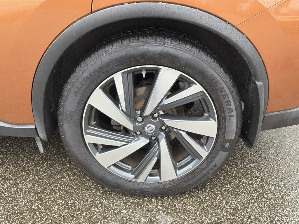 Used 2017  Nissan Platinum AWD CVT (2) Dilawri Certified  Local BC image 18