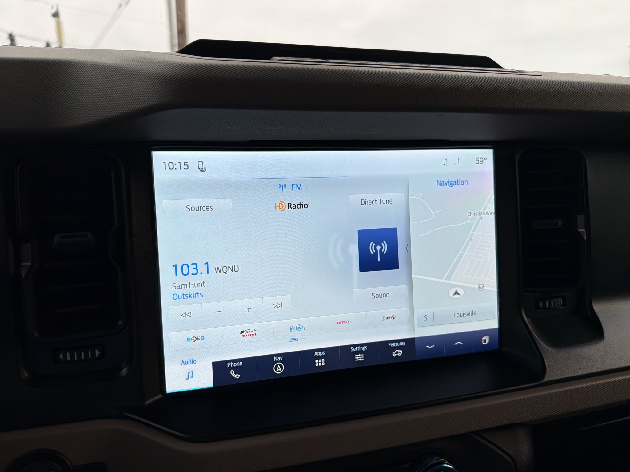Used 2021 Velocity Blue Metallic Ford Wildtrak image 9