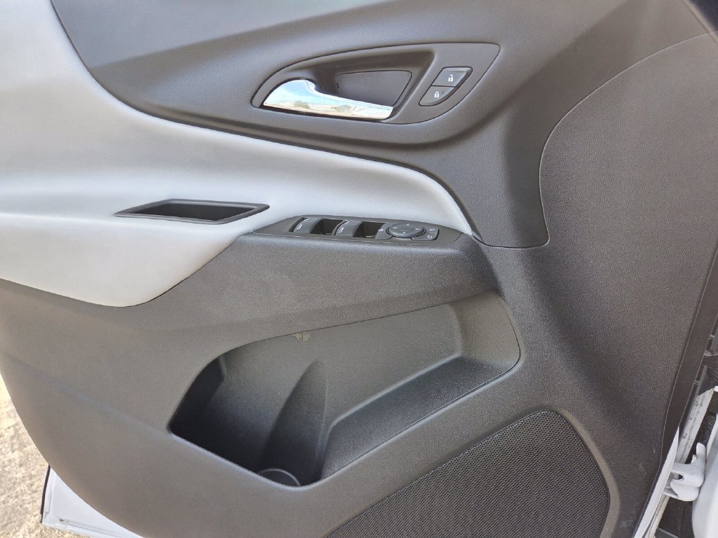 2023 Chevrolet Equinox LS - Photo 21