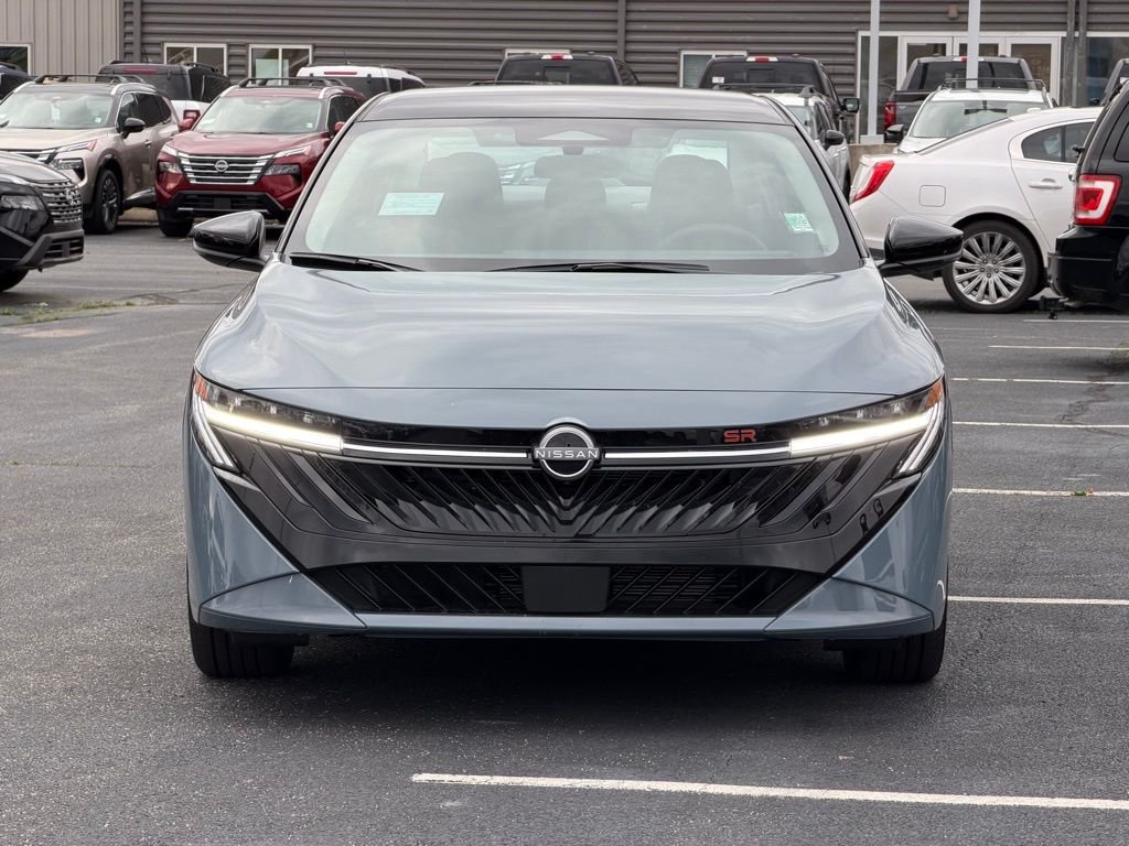 New 2026 Atlantic Gray Metallic / Super Black Two-tone Nissan SR image 9