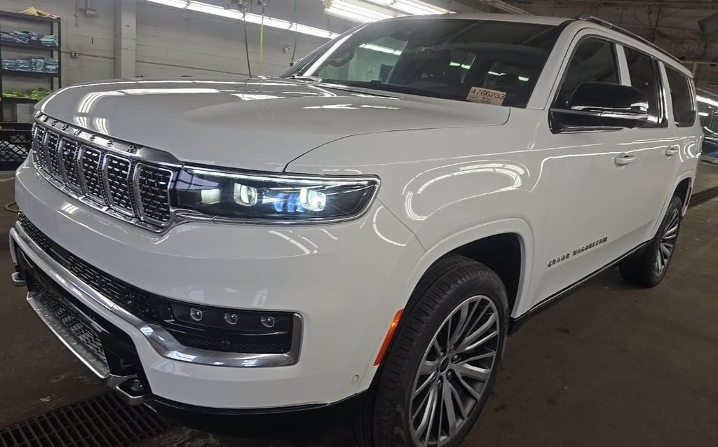 2025 Jeep Grand Wagoneer L I