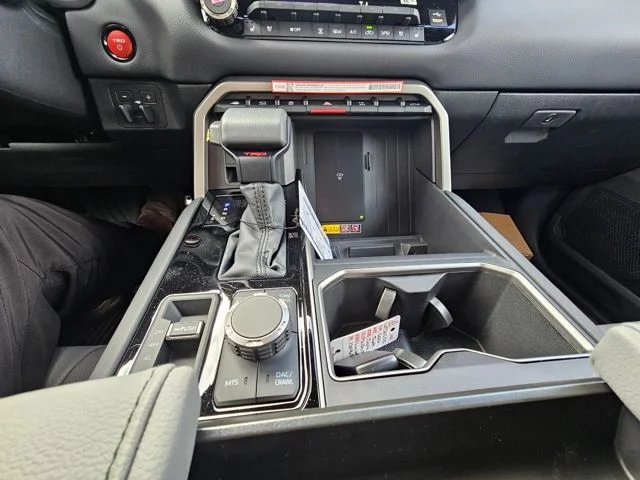 New 2026 Wind Chill Pearl <sup>1</sup> Toyota Tundra Limited image 12
