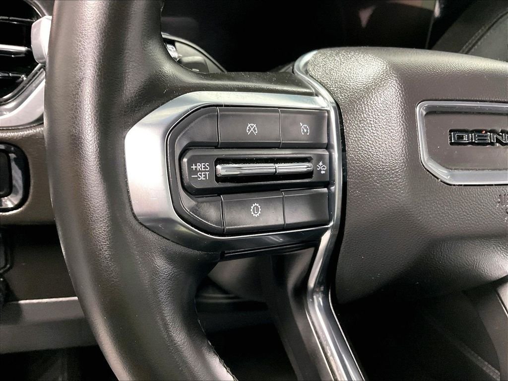 Used 2025 Black GMC Denali image 23