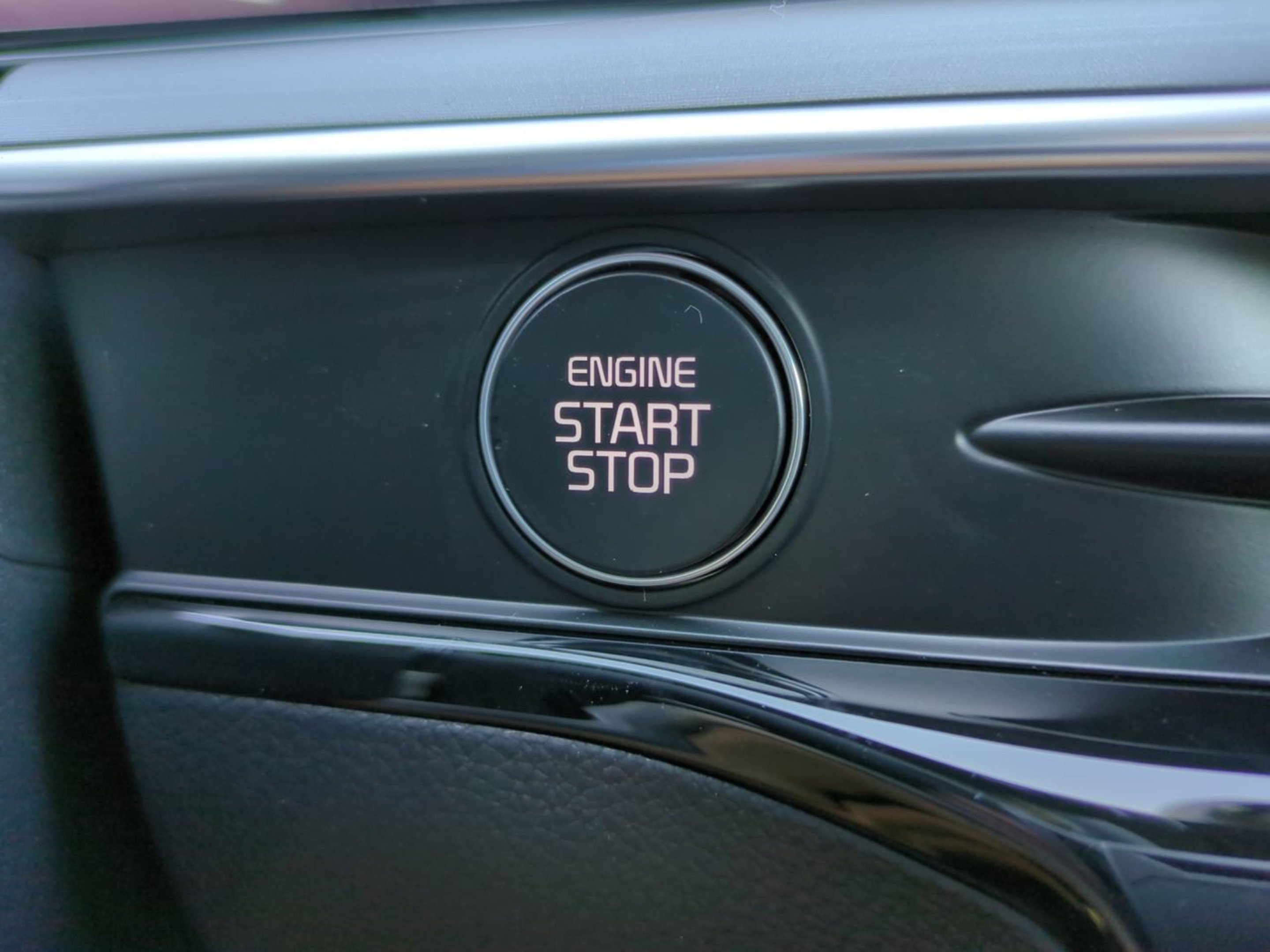 New 2026 Snow White Pearl Kia GT-Line image 33