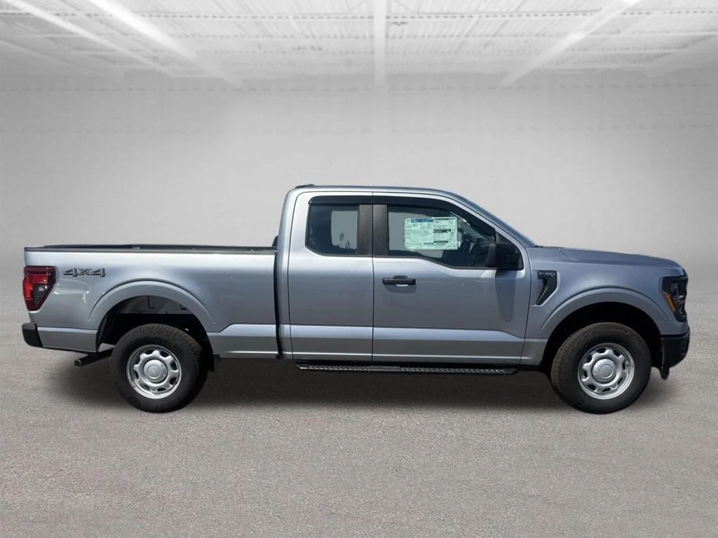 New 2025 Iconic Silver Metallic Ford XL image 2