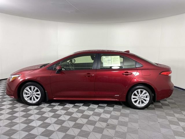 Used 2025 Red Toyota LE image 5