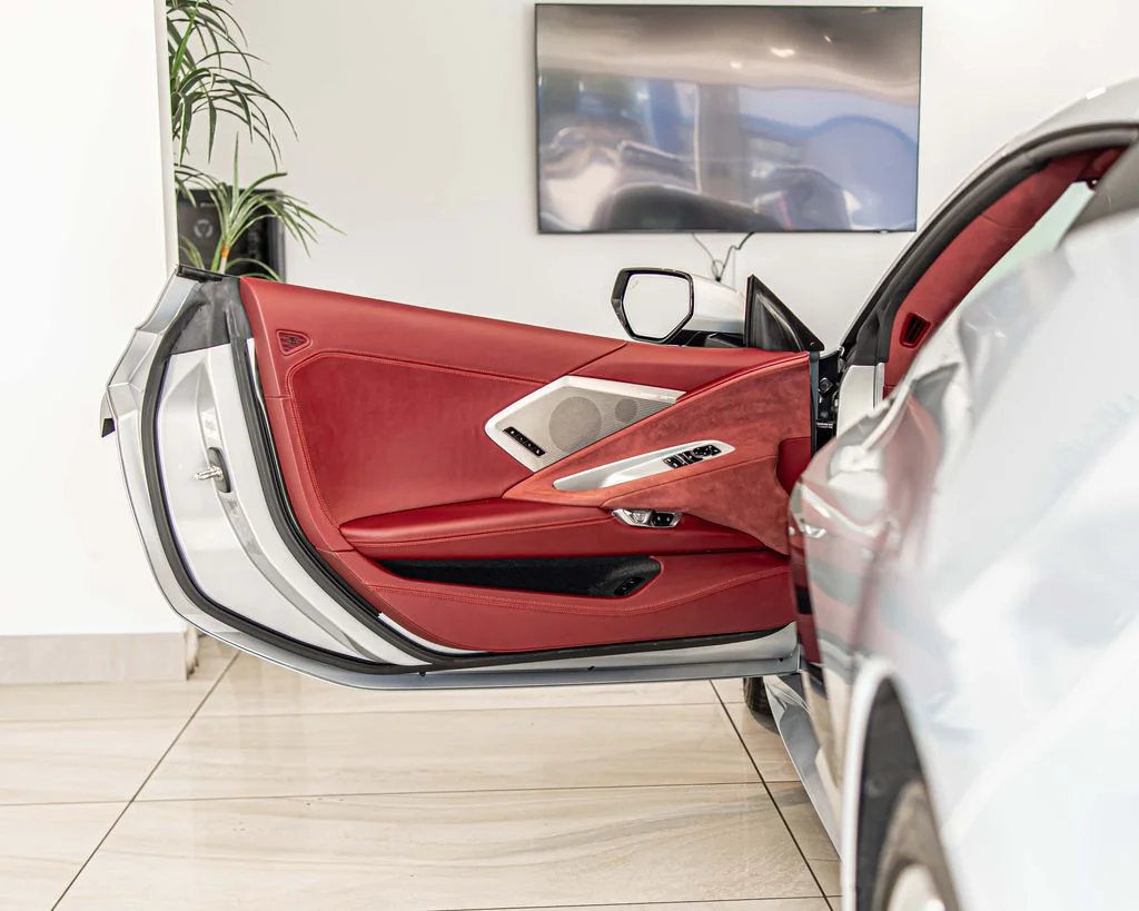 Used 2022 Silver Chevrolet Stingray image 30