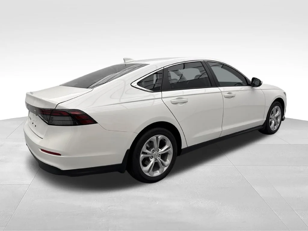 New 2026 Platinum White Pearl Honda LX image 11