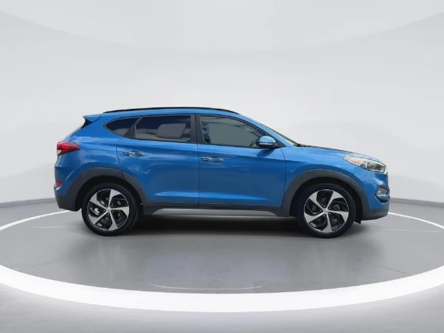 Used 2017 Blue Hyundai Limited image 9