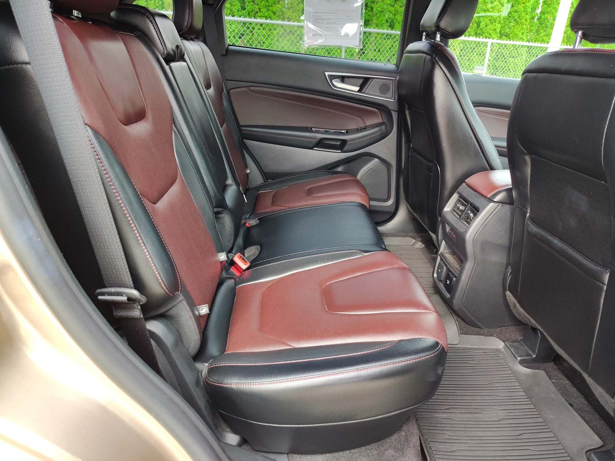 Used 2020 Desert Gold Metallic Ford Titanium image 13