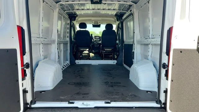 New 2026 Bright White Clear-Coat Exterior Paint RAM Low Roof image 16