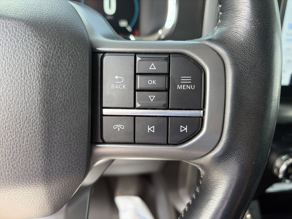 Used 2021 White Ford Lariat image 21