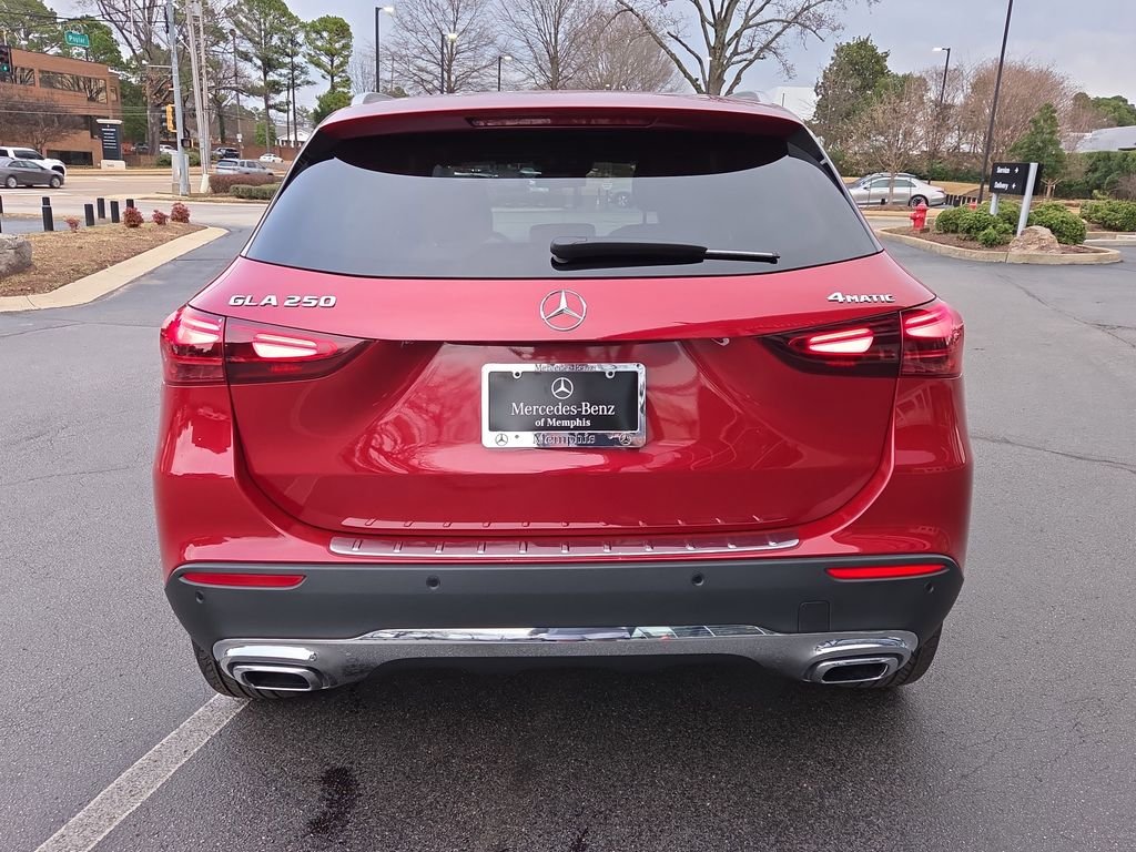 Certified Used 2026 Red Mercedes-Benz GLA 250 image 4