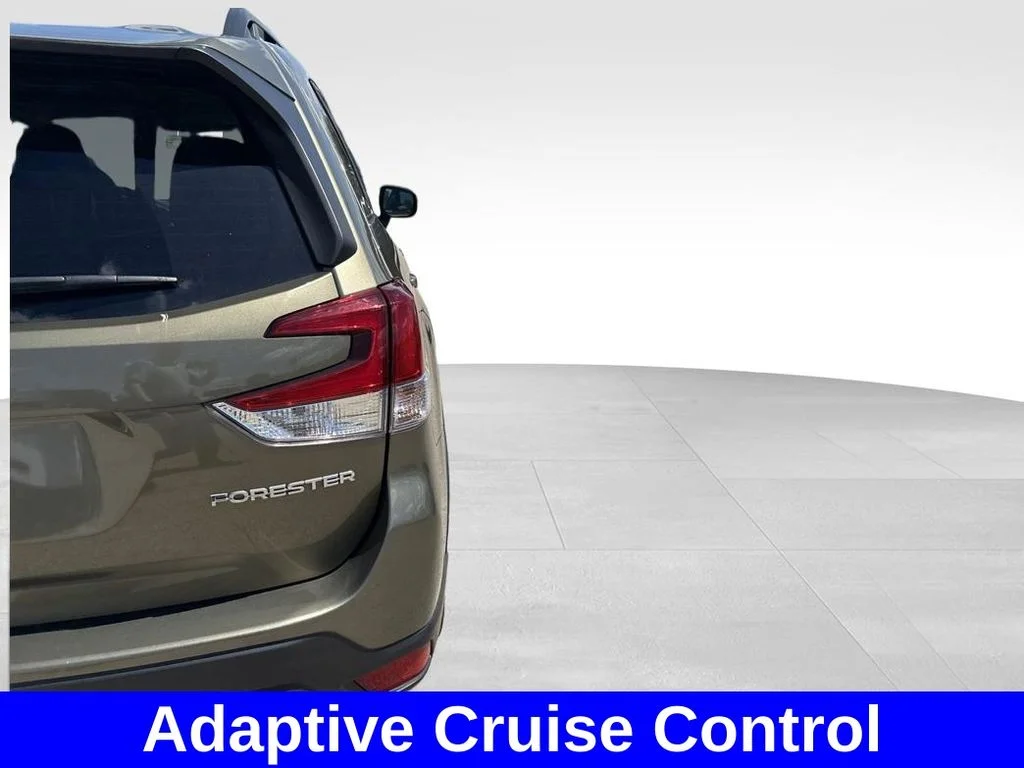 Used 2023 Brown Subaru Premium image 5