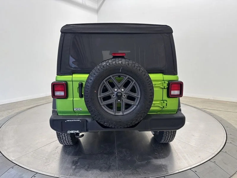 New 2026 Mojito Clear-Coat Exterior Paint Jeep Sport S image 6