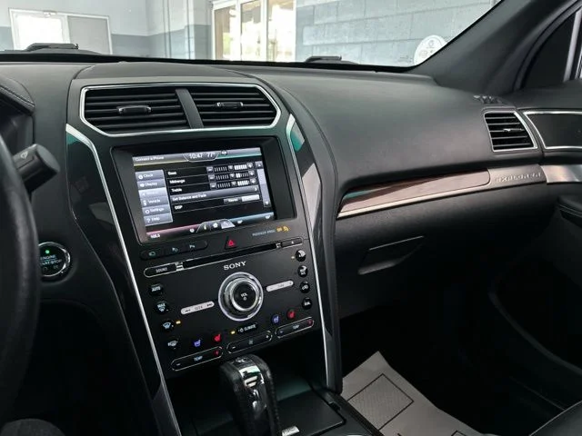 2016 Ford Explorer Platinum - Photo 46