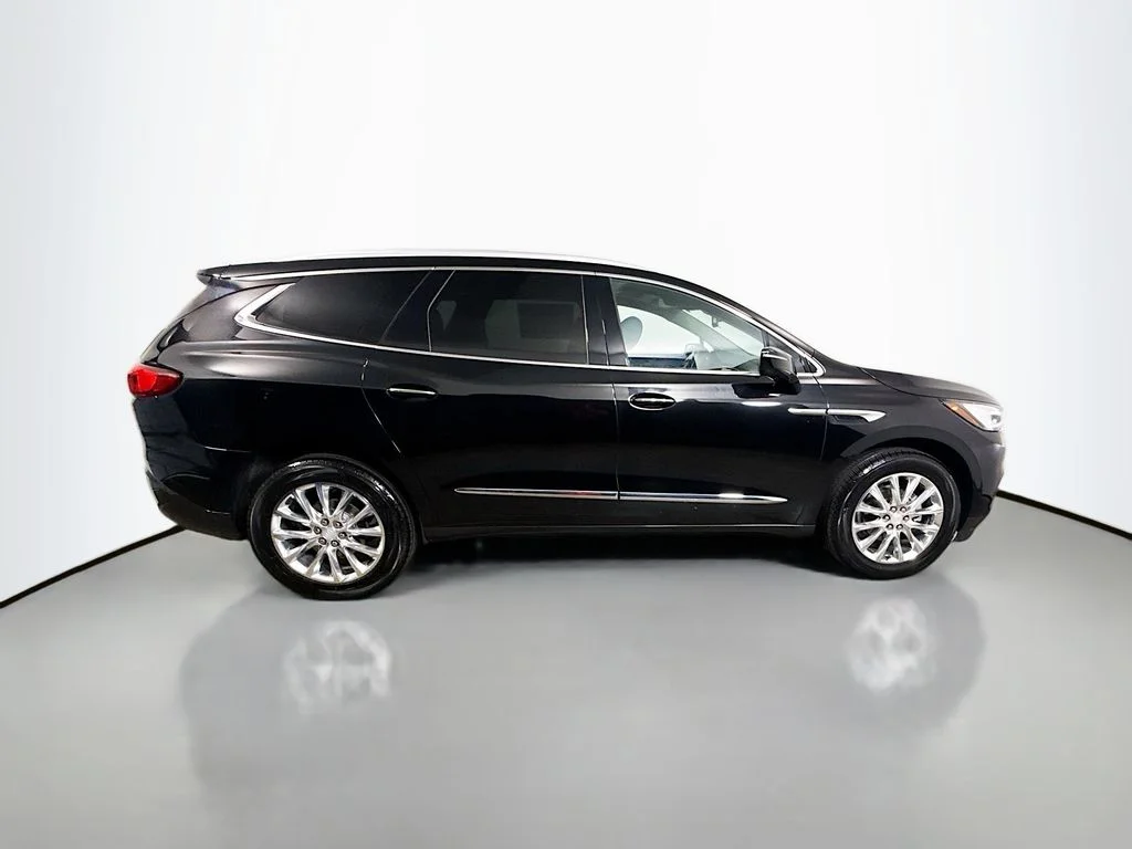 Used 2019 Ebony Twilight Metallic Buick Premium image 8
