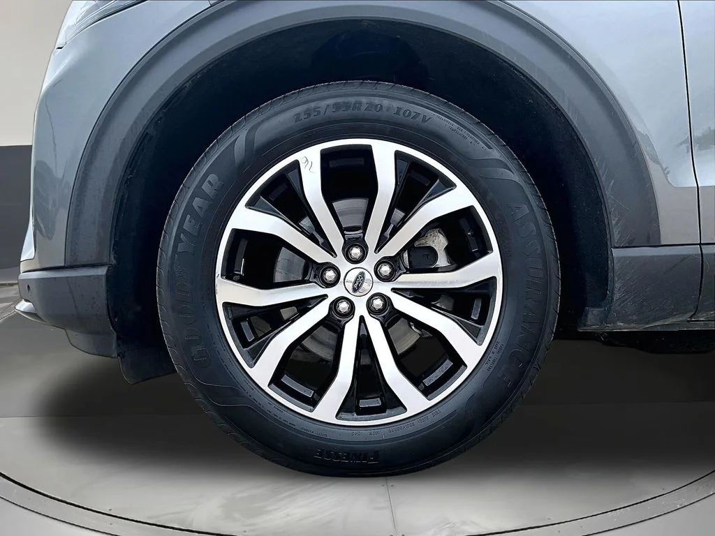 Used 2025 Gray Ford ST-Line image 31
