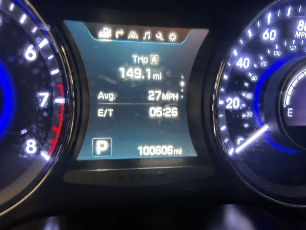 Used 2016 White Hyundai Limited image 10