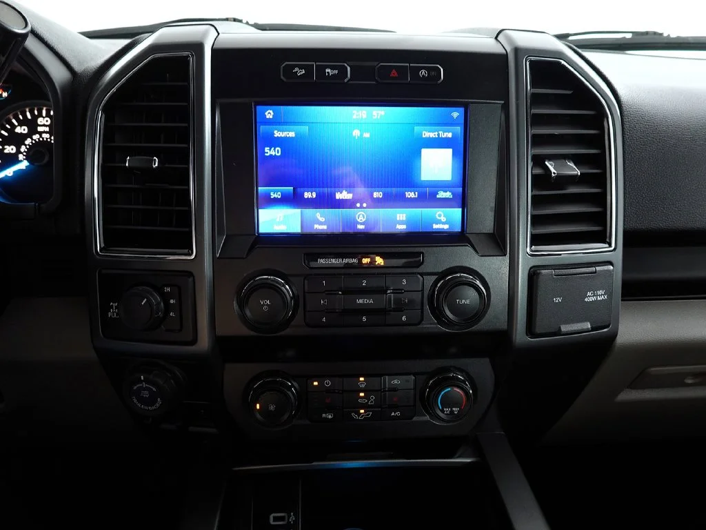Used 2019 Black Ford XLT image 21
