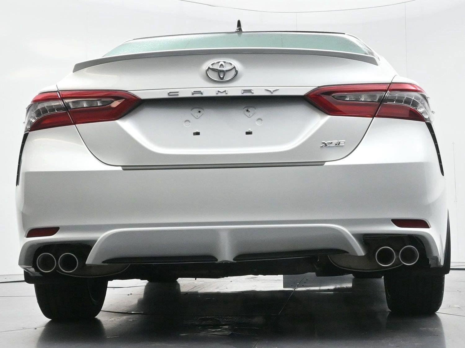 Used 2022 Wind Chill Pearl Toyota XSE image 53
