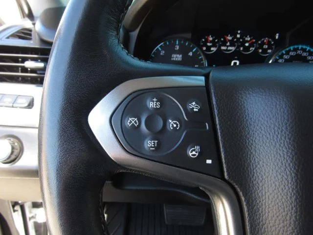 Used 2019 Pearl Chevrolet Premier image 29