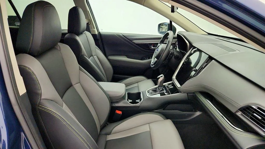 Used 2025 Cosmic Blue Pearl Subaru Onyx Edition AWD image 25